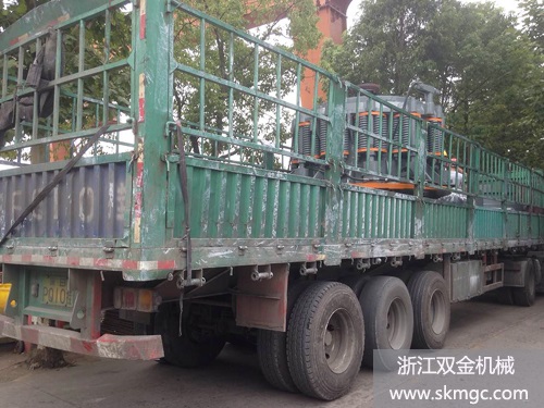 浙江雙金機(jī)械圓錐破碎機(jī)