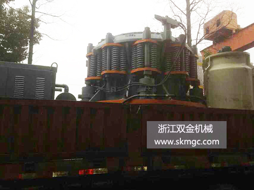 浙江雙金機(jī)械圓錐式破碎機(jī)