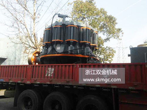 浙江雙金機(jī)械圓錐破碎機(jī)